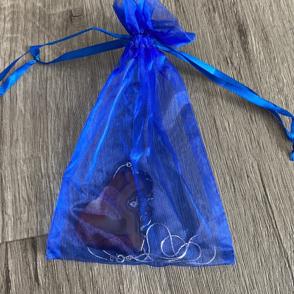 Womens Stone Necklace - Picture 5 of 5